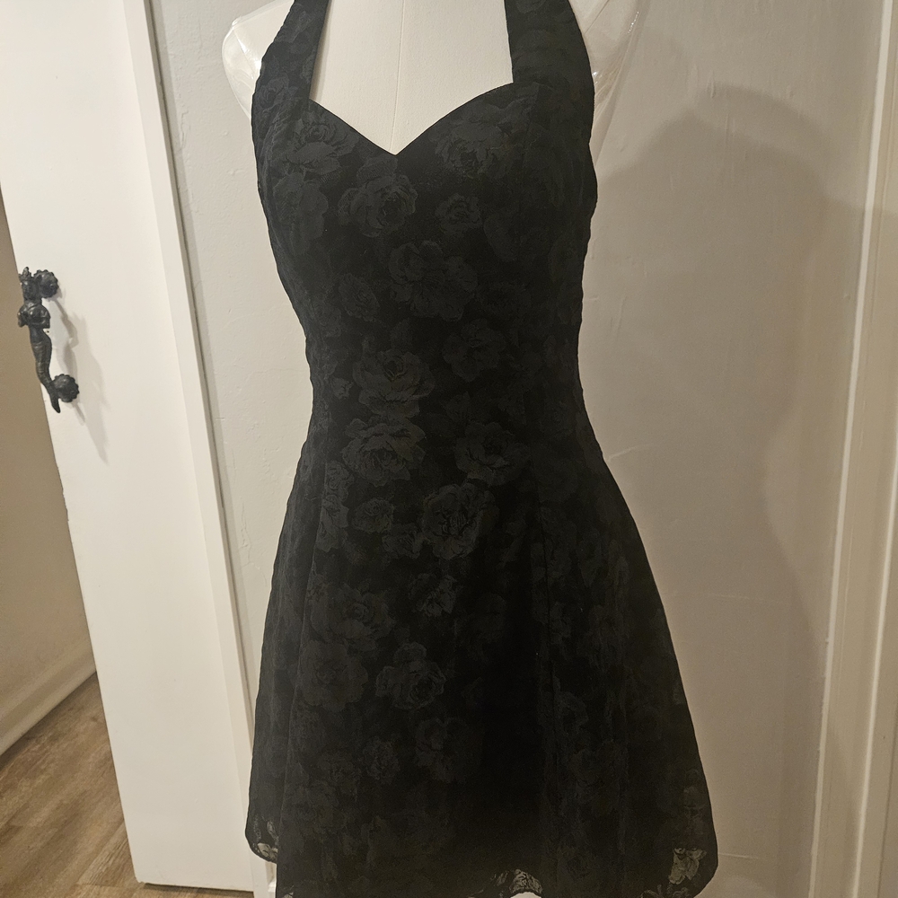 Zum Zum by Niki Livas Black Floral Backless Dress